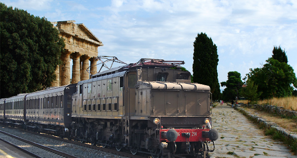 Vintage train to Pompeii and Paestunm