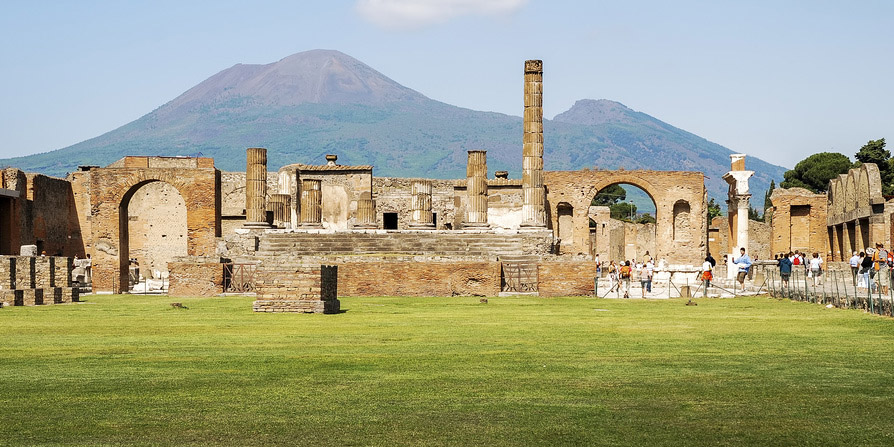 pompeii-vesuvius