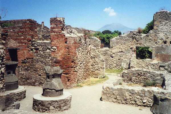 pompeii and vesuvius tour